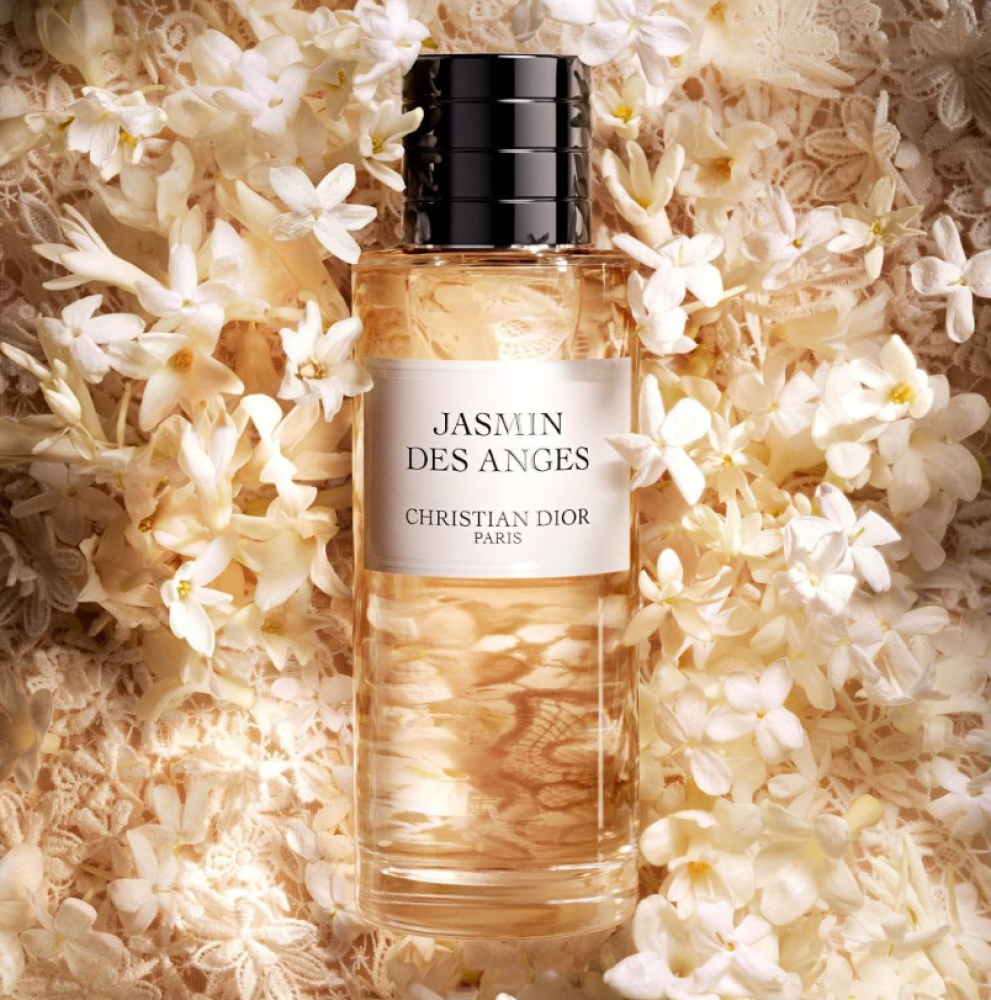 Dior Jasmin Des Anges perfume bottle with elegant design, 125ml size, featuring a clear glass container and floral-themed cap.